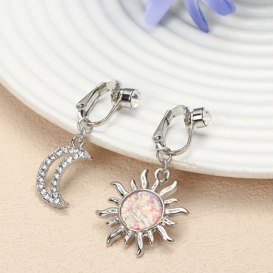 가짜 배꼽 피어싱 하트 클립형 배꼽 피어싱 달 모양 연 - Body Jewelry And Earrings 리뷰 및 가격
